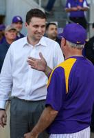 LSU Board of Supervisors approves new basketball coach Will Wade's contract