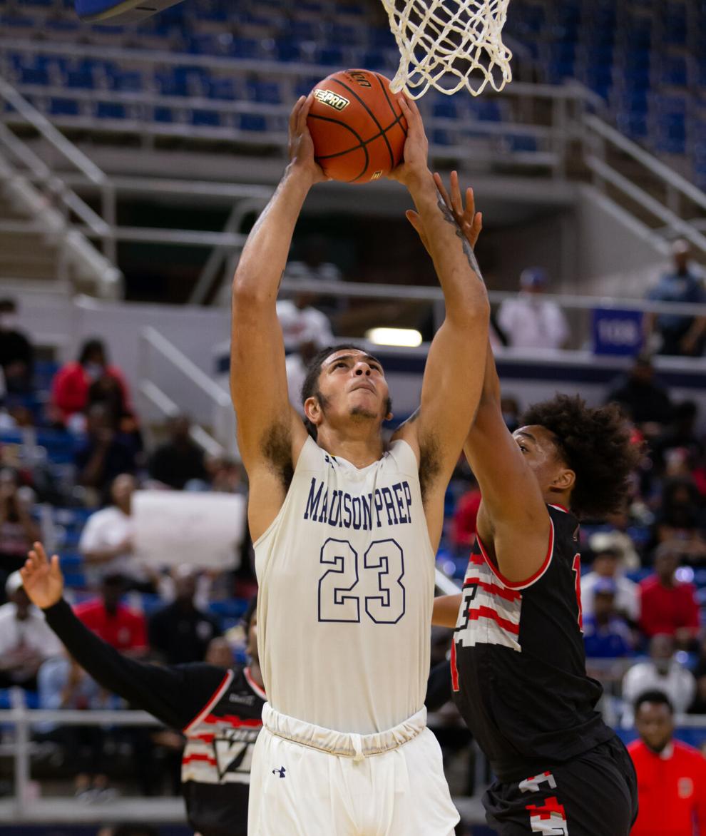 MVPs Percy Daniels, Jen Pierre lead East squads to sweep of LHSCA All