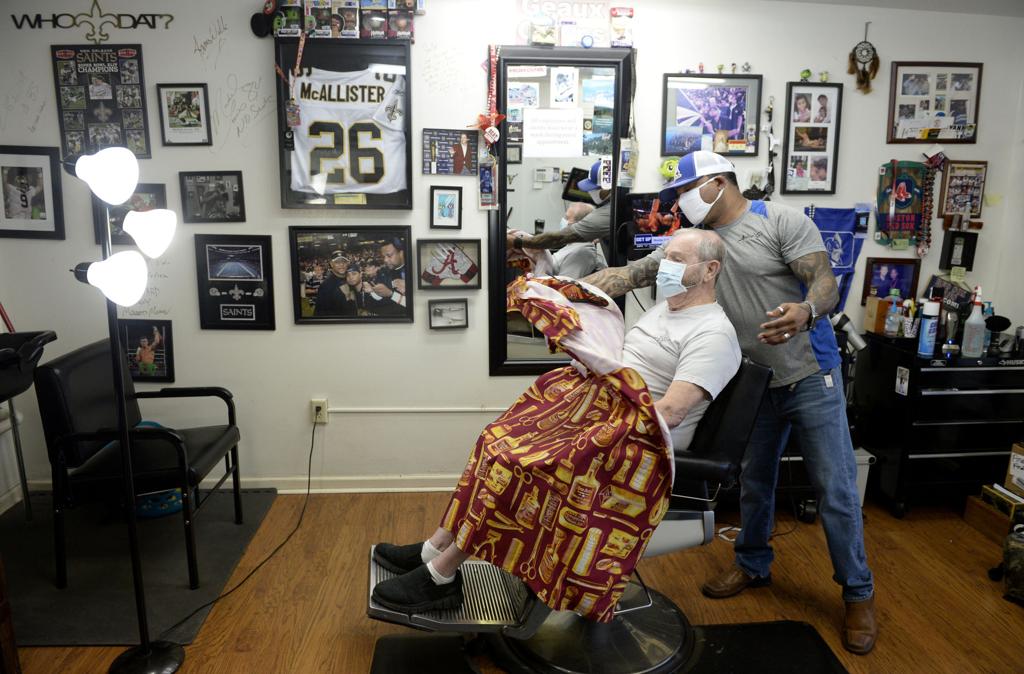 It S A Lot Of Work To Follow Coronavirus Protocol But Lafayette Barbershops Blessed To Be Open Coronavirus Theadvocate Com