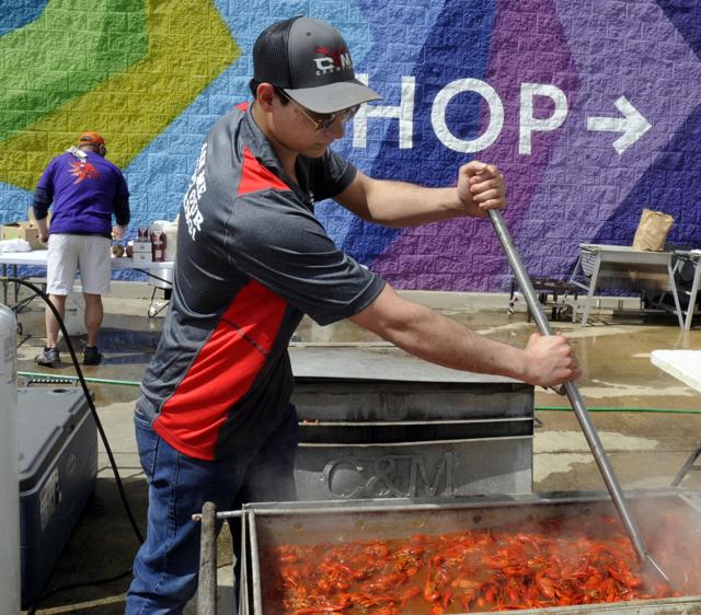 Photos Baton Rouge Epicurean Society kicks of crawfish season with Crawfete Photos