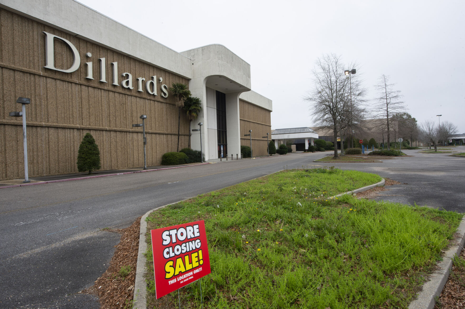 Dillard s Cortana Mall s final tenant gets a closing date as