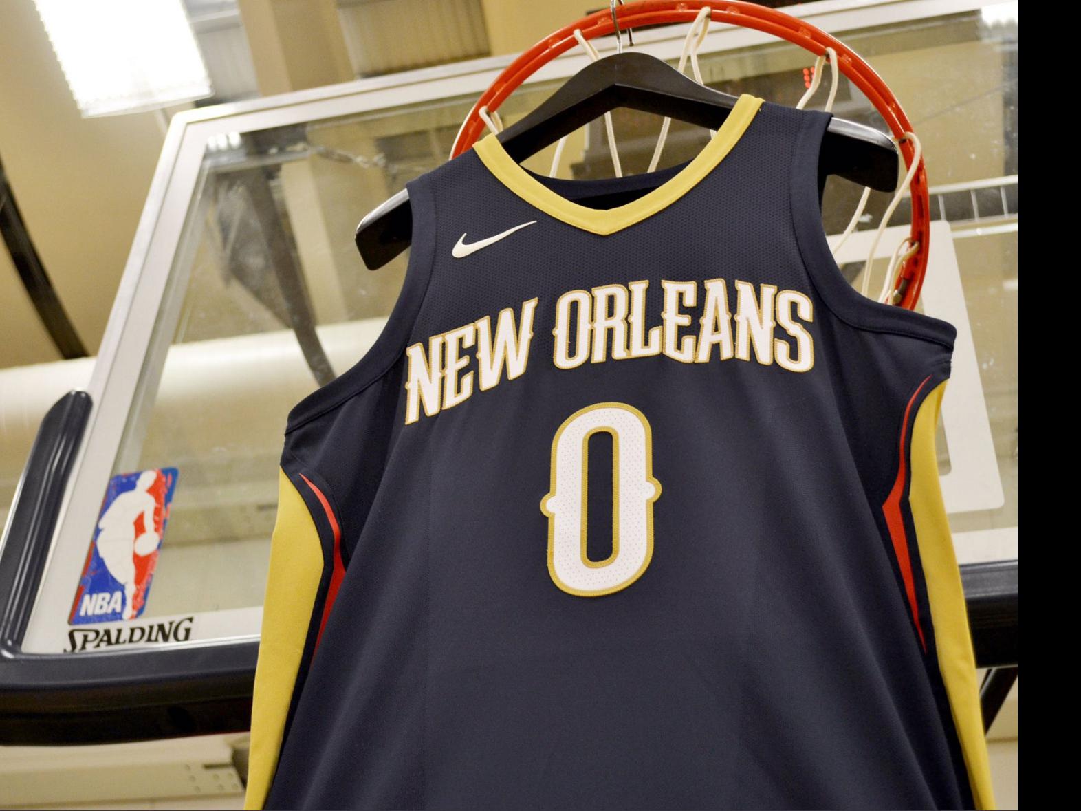 Pelicans unveil 1st uniforms since name change