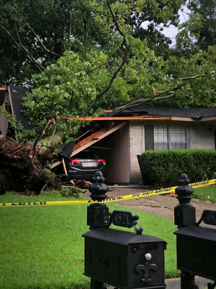 Storms and at least one suspected tornado hit Baton Rouge area