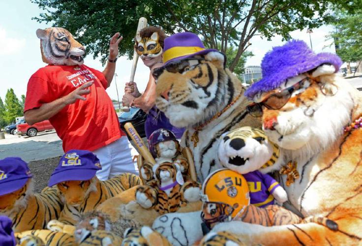 Photos NCAA super regional tailgating before the LSU vs. ULLafayette