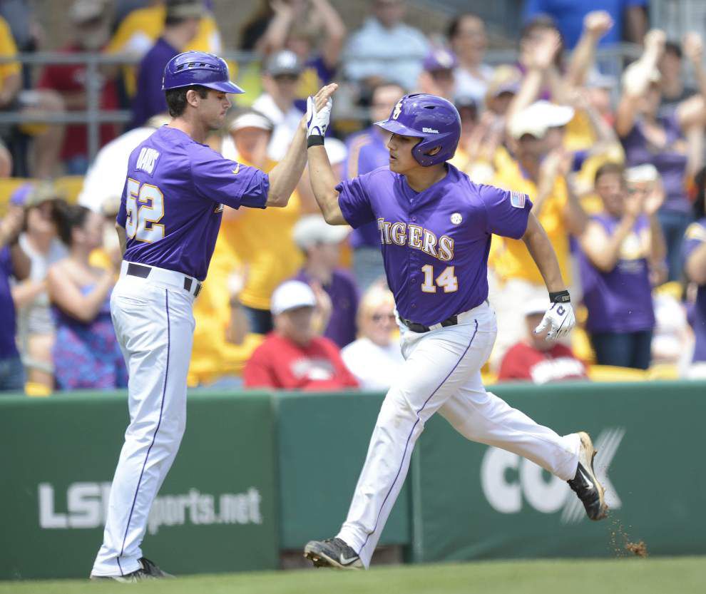 Photos: LSU tops Arkansas _lowres