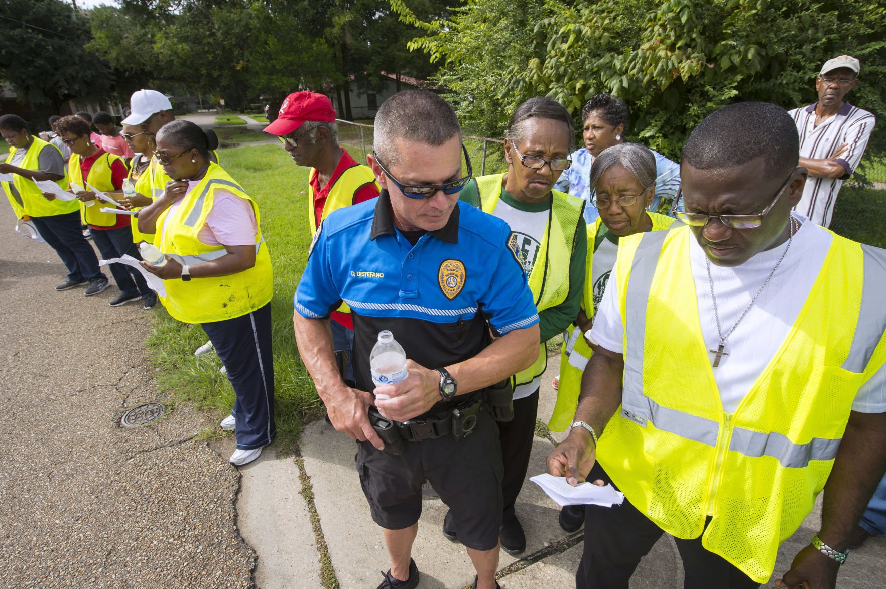 Police, Pastors Target Troubled Baton Rouge Neighborhoods With 'prayer ...