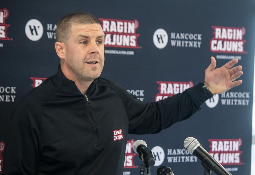 Foote Making Sense Of All The Turnover In Ul S Men S Basketball
