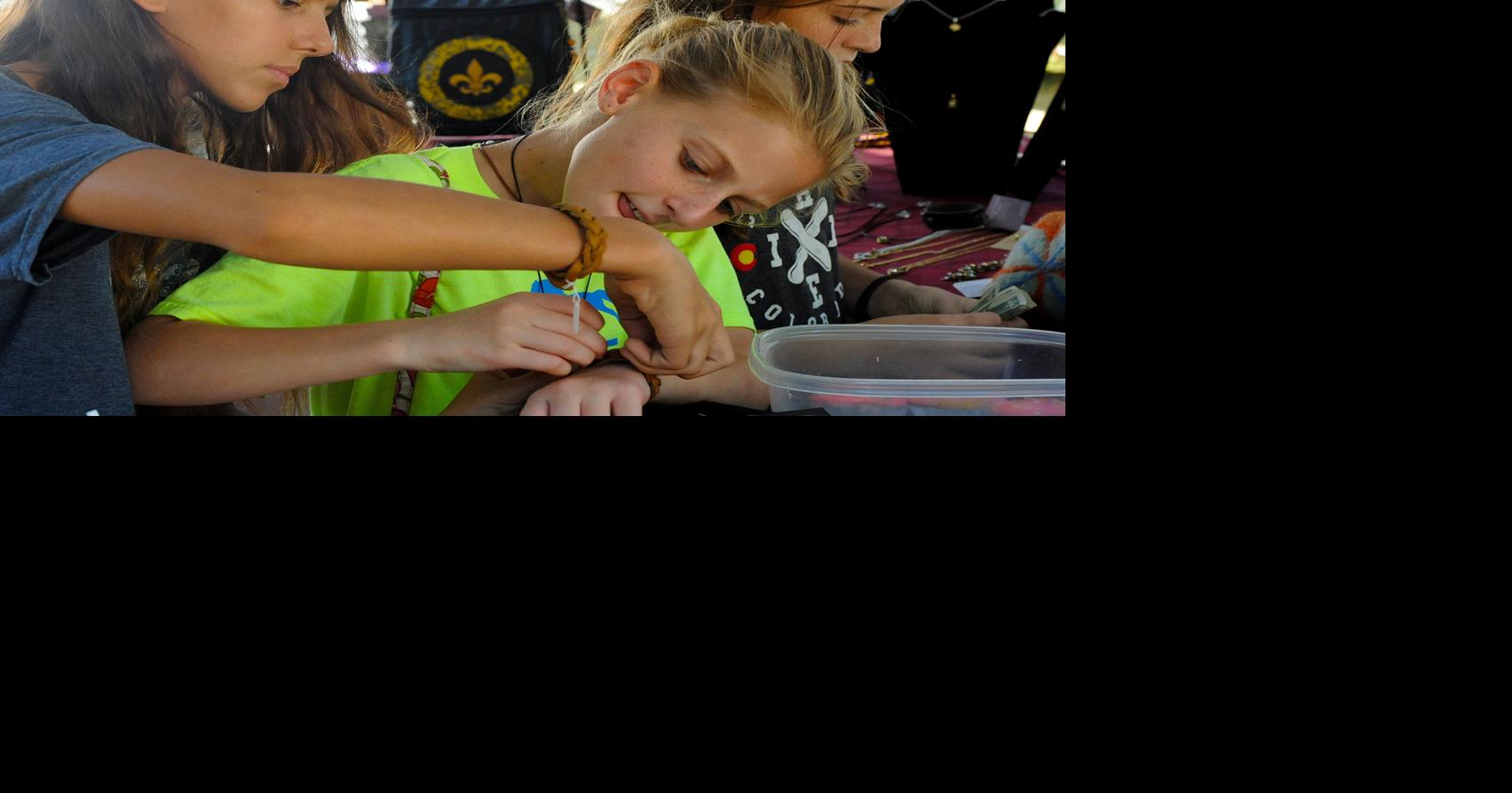 Yellow Leaf Arts Festival unites craftspeople, musicians in St