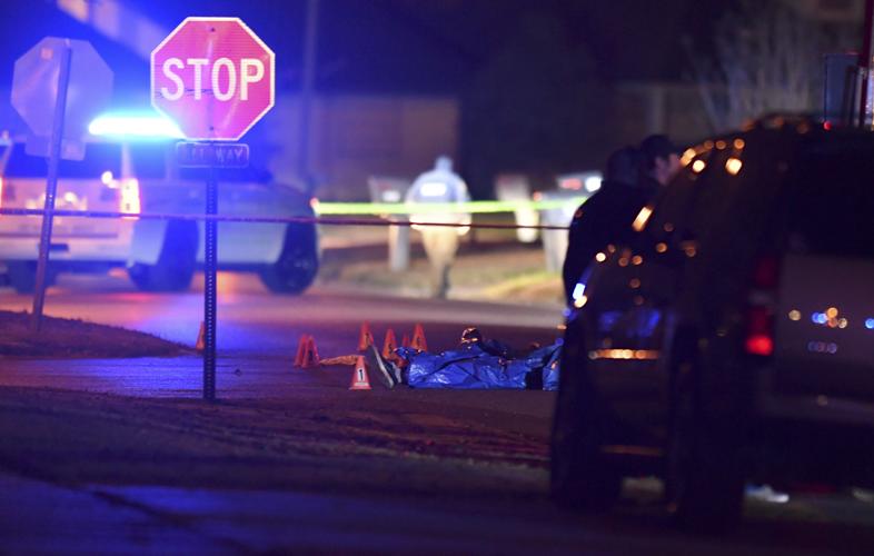 Tarp-wrapped body found in residential Baton Rouge area north of I-12 ...