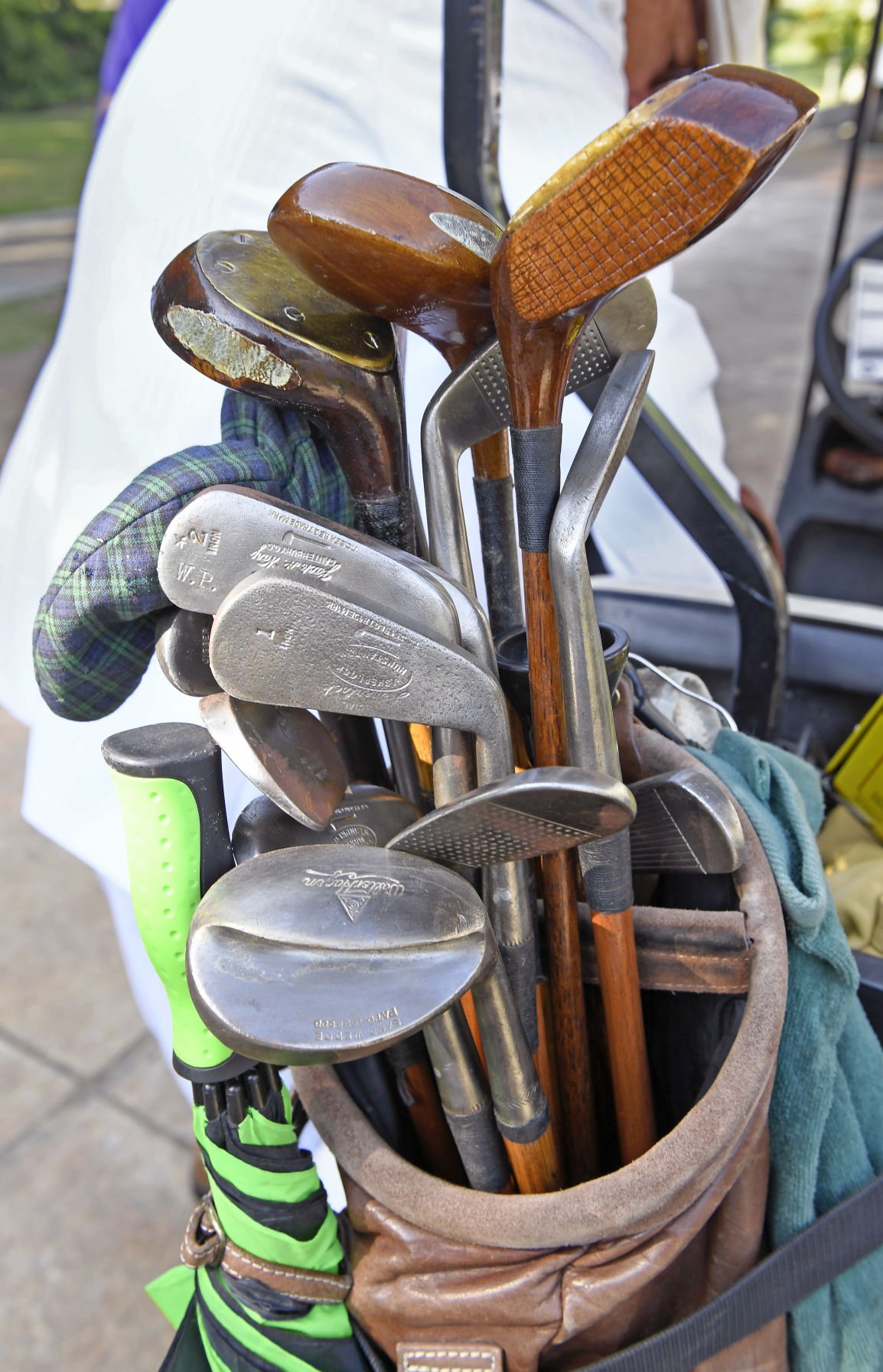 Hickory clubs turn golf into a blast from the past | Entertainment/Life ...