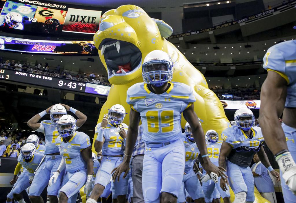 Southern Wins A Bayou Classic Thriller Jaguars Block A Late