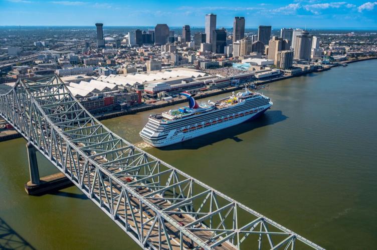 Carnival Valor
