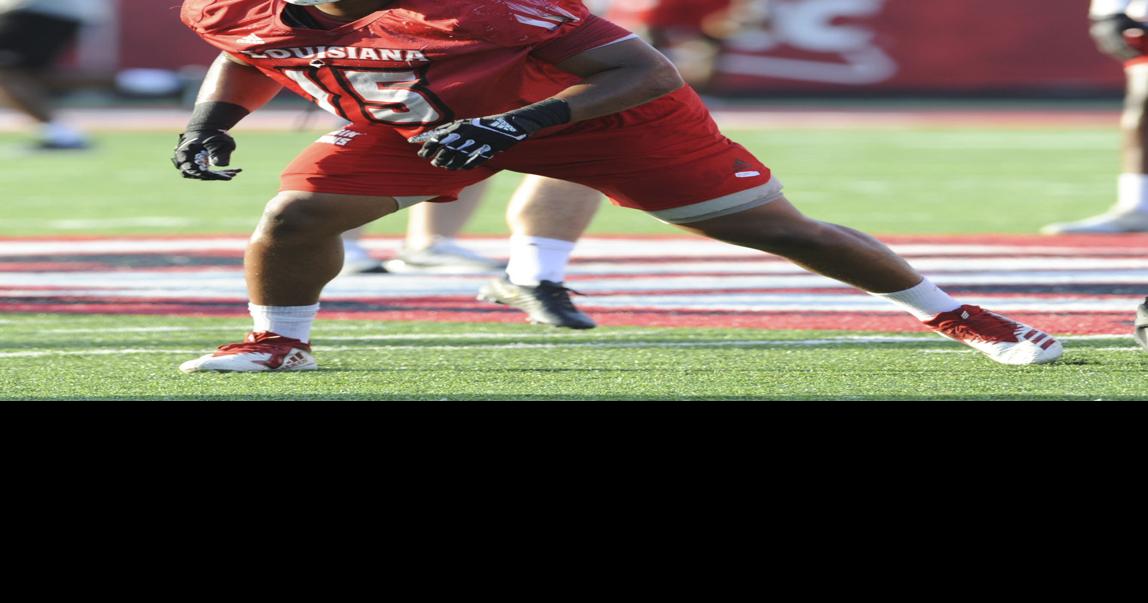 Community aid helping Cajuns defensive lineman Bennie Higgins move on despite fire destroying