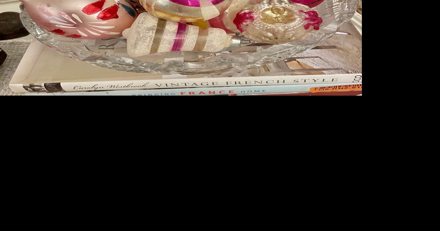 ORNAMENT BR Delaune bowl Baton Rouge