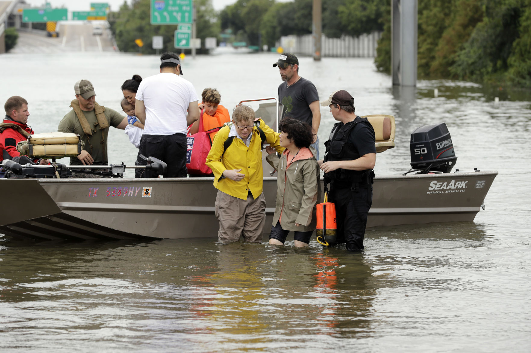 US Activates Emergency Response Program to Texas, Louisiana Flooding US Activates Emergency Response Program to Texas, Louisiana Flooding
