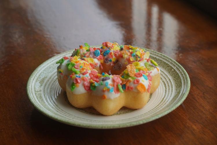 Domochi fruity pebble donut