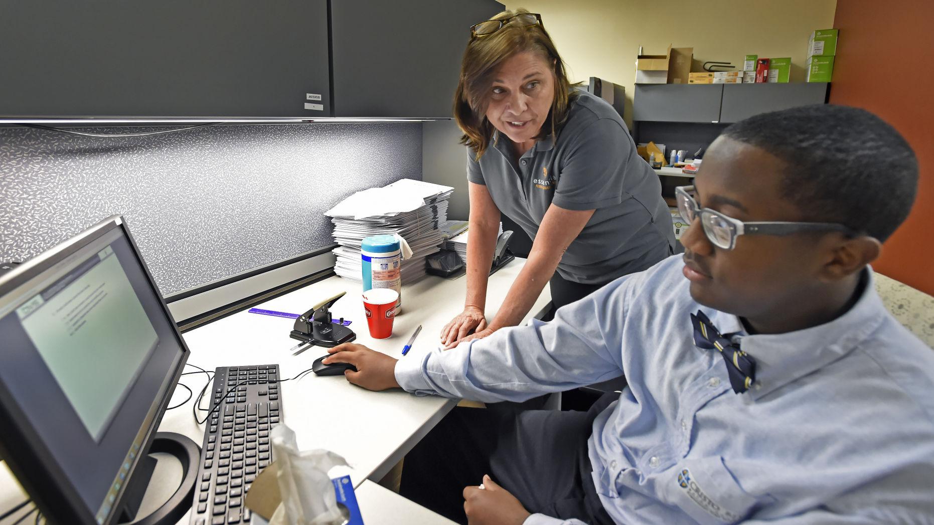 Cristo Rey Baton Rouge Students Are Back At School Heading Into The Workforce With Part Time Jobs Education Theadvocate Com