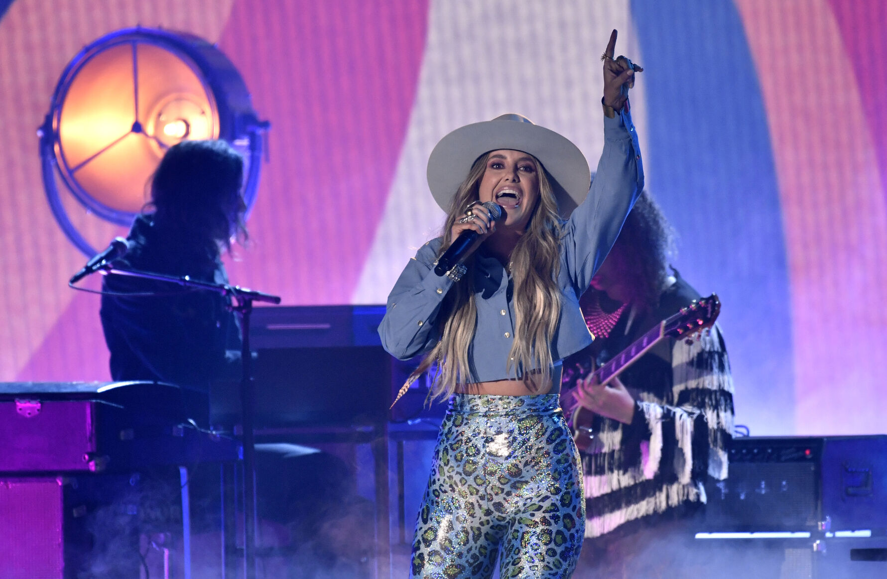 Louisiana's Lainey Wilson Wins 2 CMT Music Awards | Entertainment/Life ...