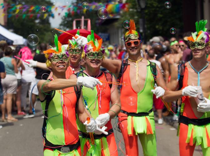 Photos Colorful crowd takes to New Orleans streets for Southern