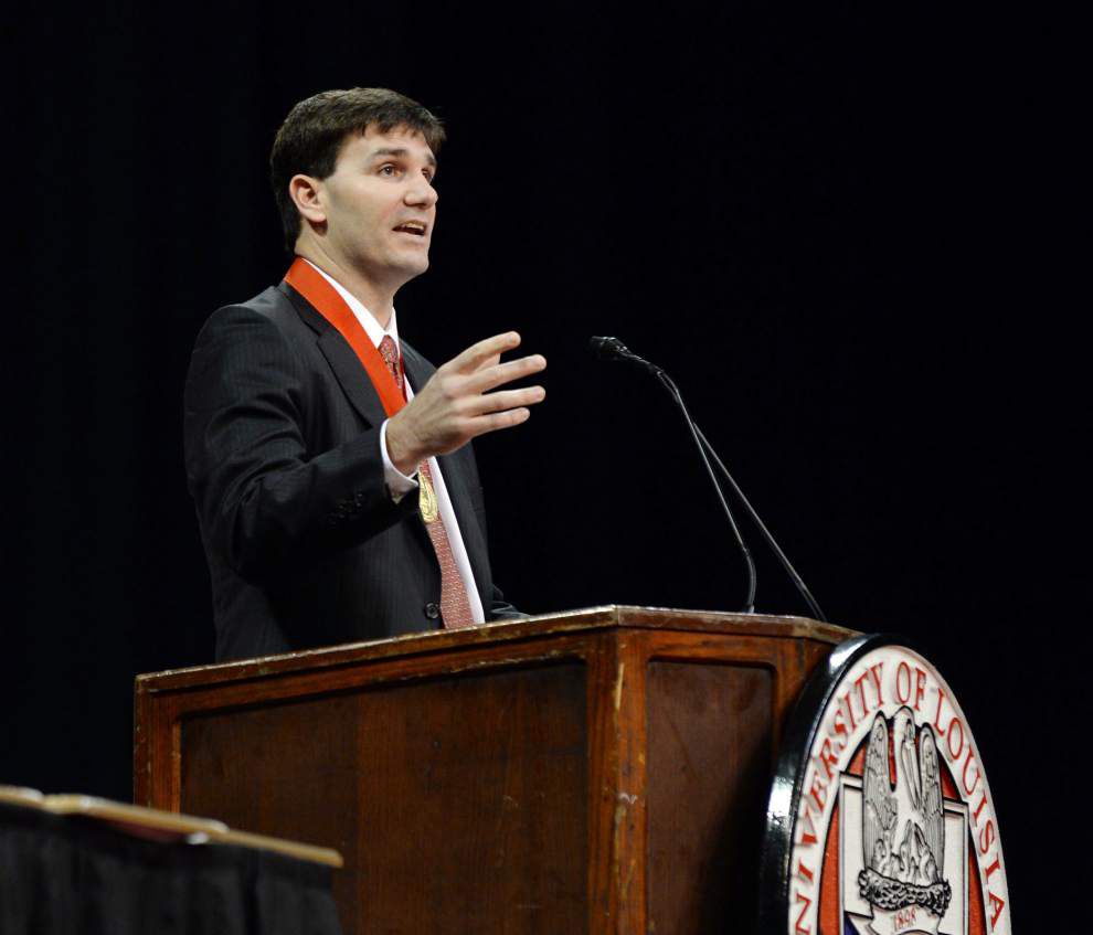 Retired NFL quarterback Jake Delhomme stresses importance of education ...