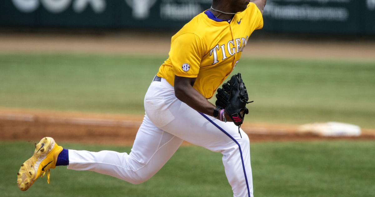 Explaining LSU's bullpen strategy: How Jay Johnson prepares his relief pitchers