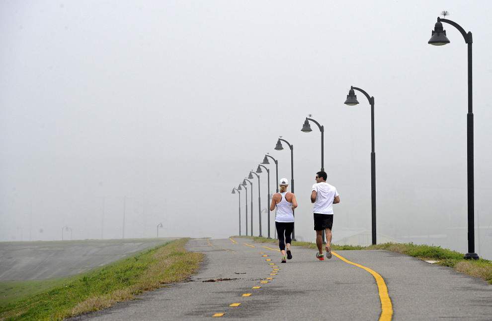 Photos: Thick fog blankets Baton Rouge, New Orleans, provides unique scenes of state Capitol, Mississippi River _lowres