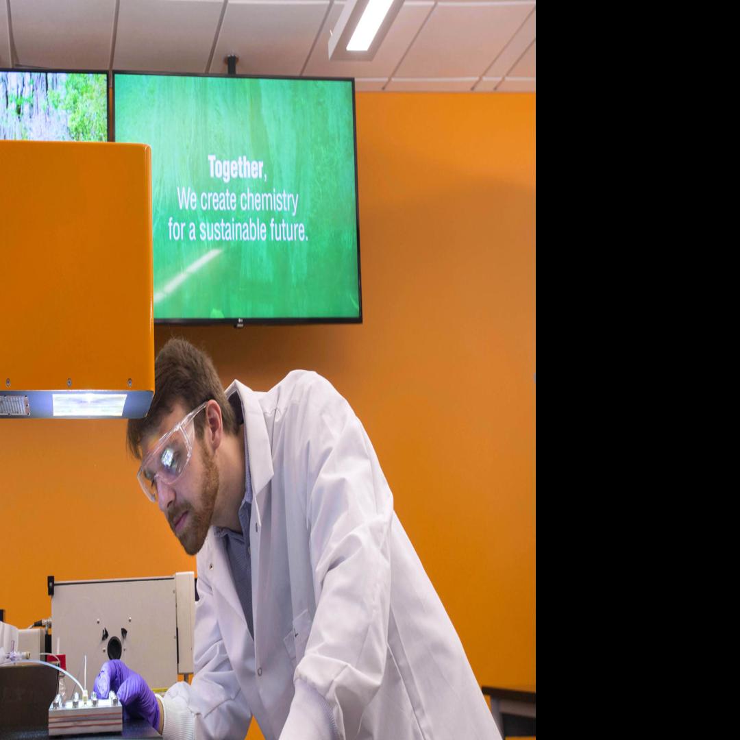 Lsu Basf Unveil Unique New Lab That S Researching Use Of Sunlight