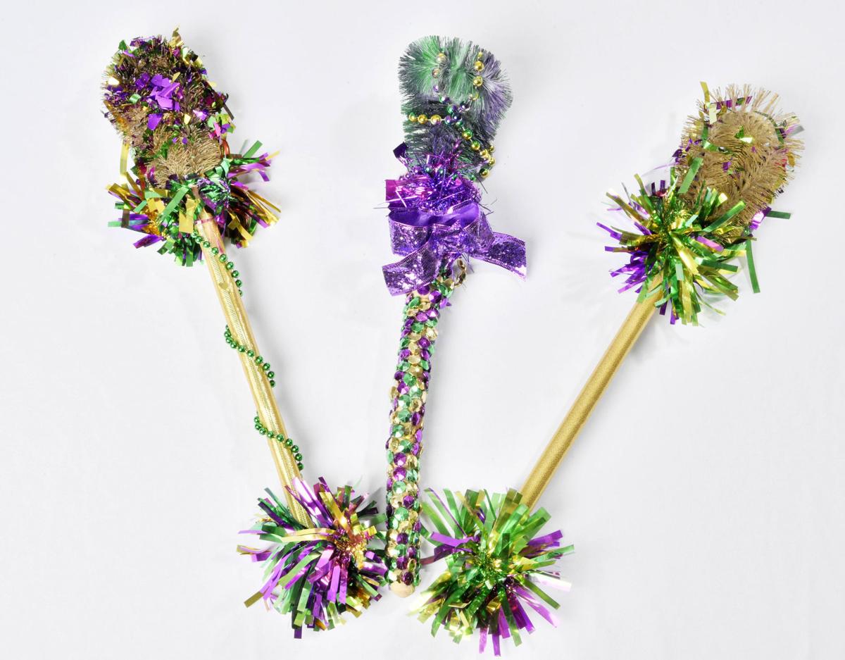 what are mardi gras throws