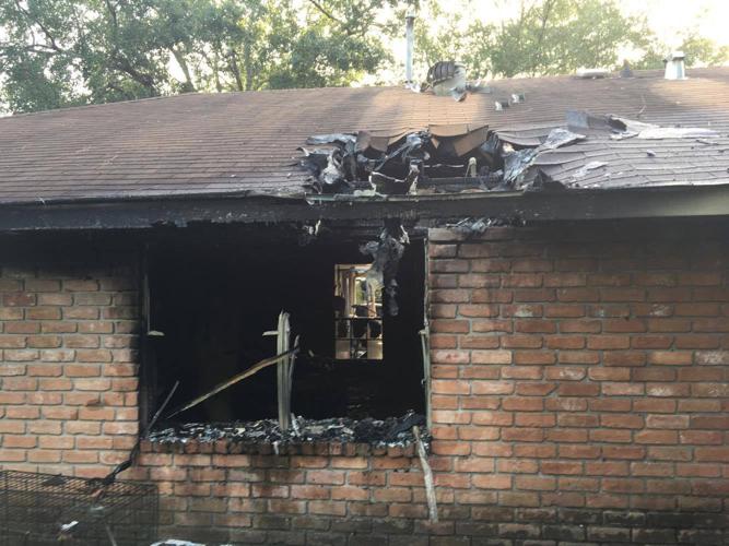 Firefighter overheats while battling Wexford Drive home blaze, Central