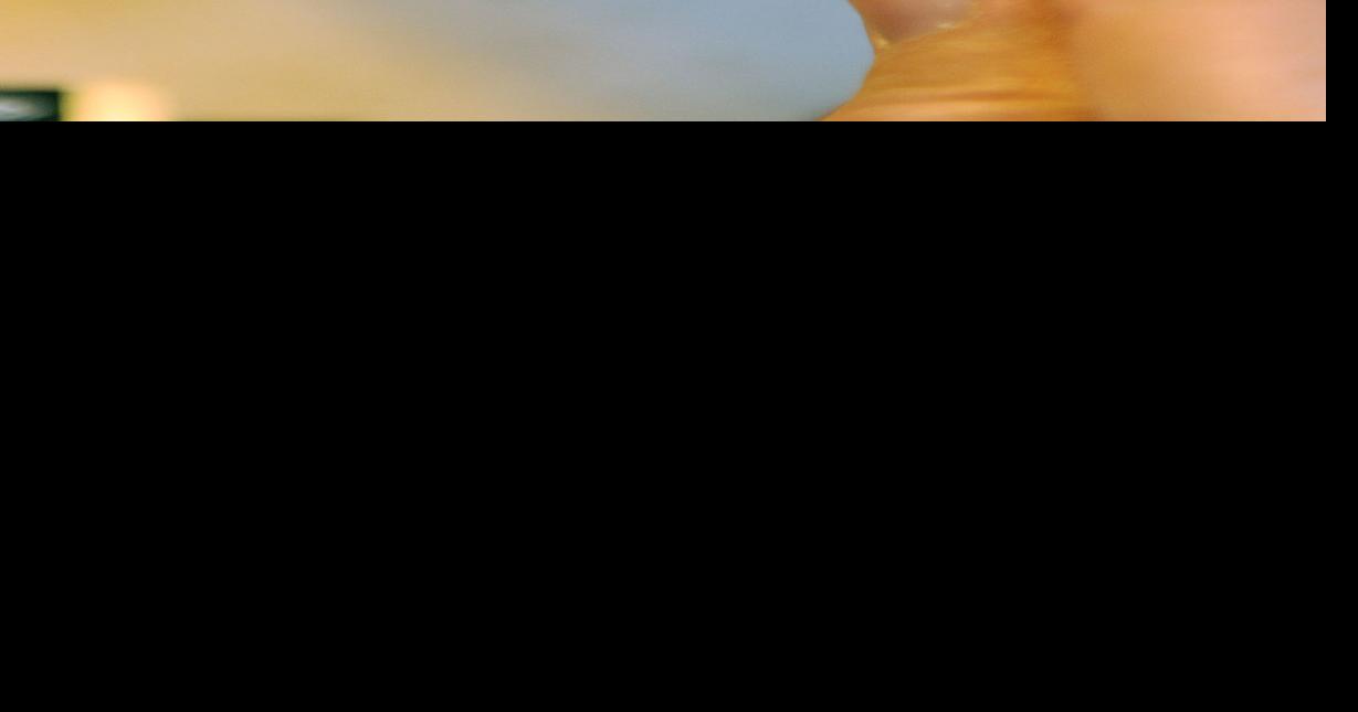 Citizen scientist Nancy Newfield proves hummingbirds winter in