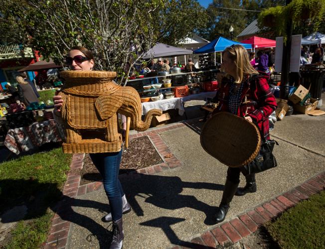 Photos Arts, Crafts, and Antiques for Annual TwoDay Slidell Antique