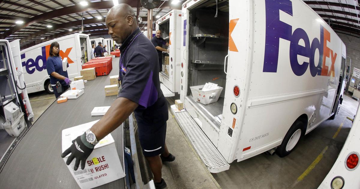 Lay Lay Baton Rouge FedEx to close Baton Rouge distribution center, lay off 74 | Business ...
