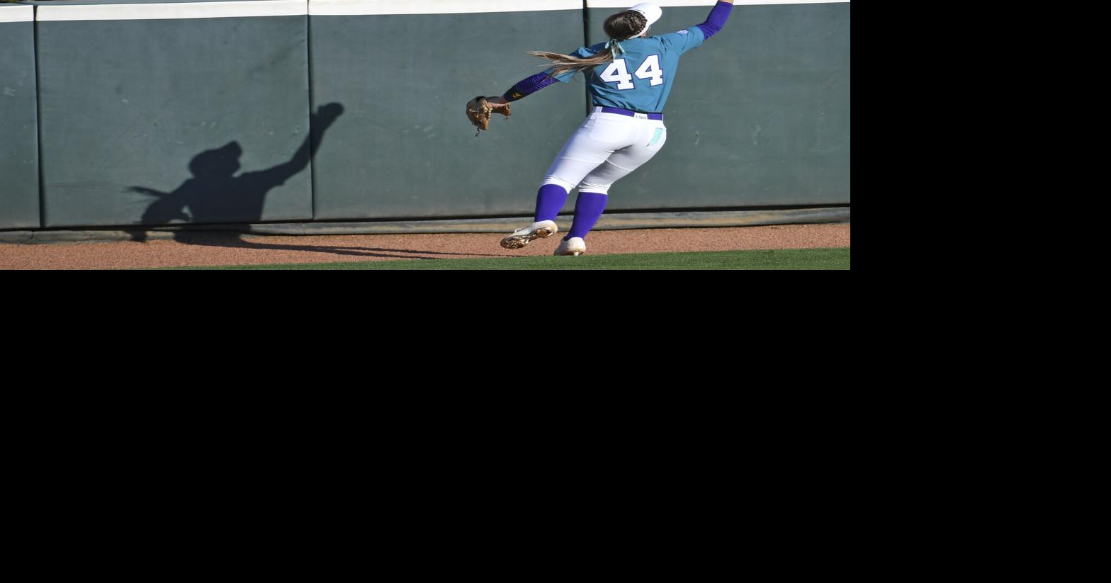 LSU softball's Ali Newland's fearlessness leads to highlight plays in