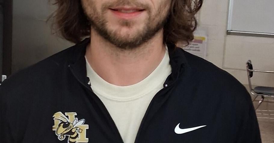 New Iberia boys basketball promotes from within to fill vacant spot Neal McClelland Contributing Writer May 26, 2026 May 26, 2026 Updated 57 sec ago 1 min to read