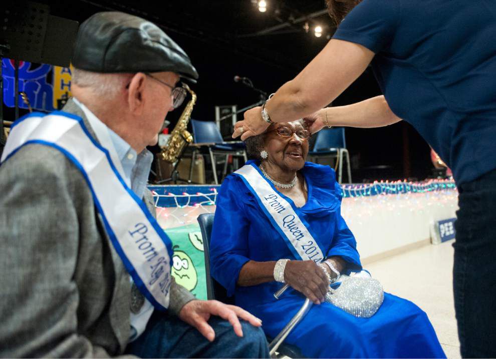 ascension parish sheriff dances at st amant