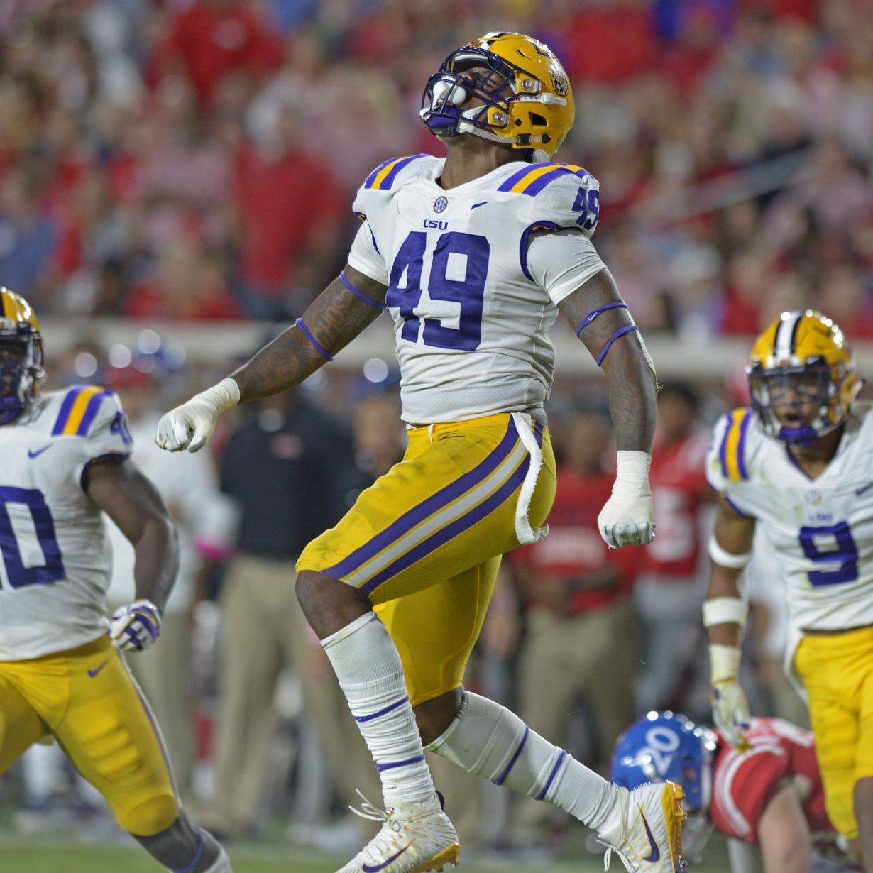 Former Lsu Players Danny Etling Arden Key To Participate In All