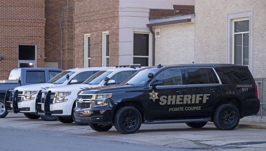 Pointe Coupee Sheriff's Office suspends search for escaped Mississippi