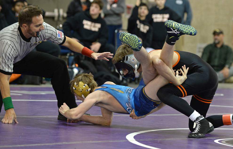 Jefferson High School ends Brother Martin’s win streak at