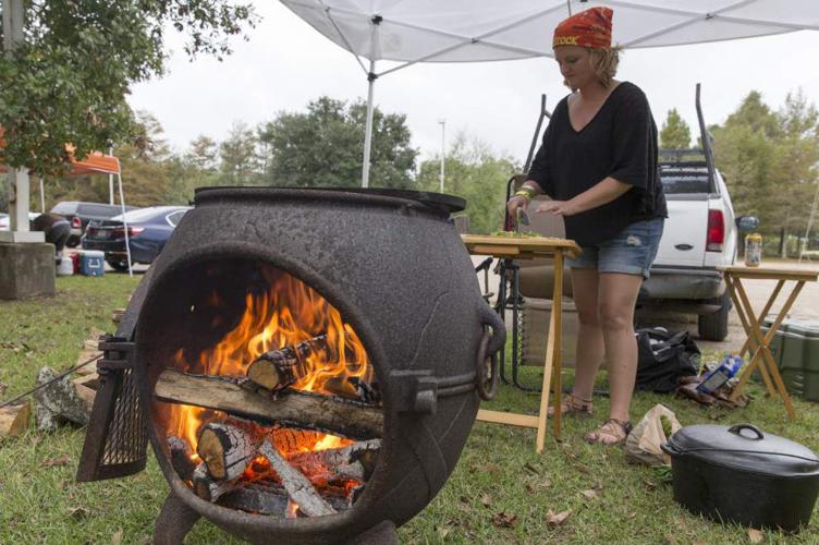 Photos Food, dancing and good times at the Black Pot Festival News