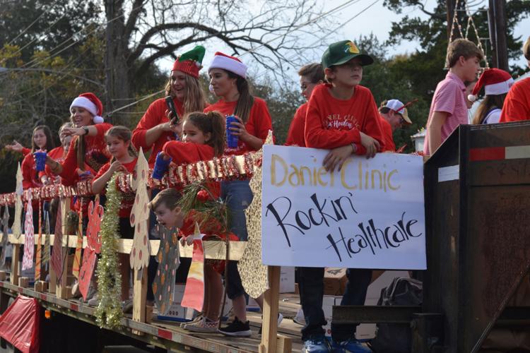 Elvis, dancing dads and a Christmas ram roll in St. Francisville's