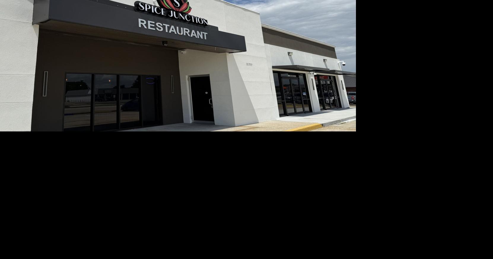 Inside the former Boil and Roux in Baton Rouge, a new Indian restaurant just opened its doors