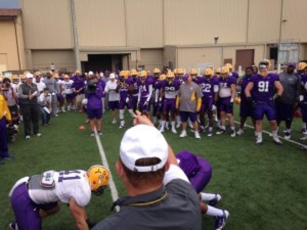 LSU football team practices in full pads on Tuesday _lowres