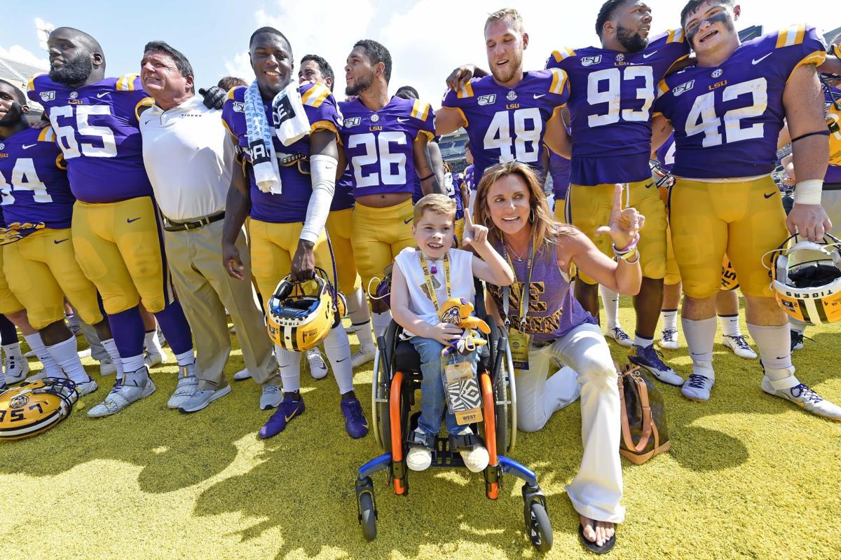 BR.lsuutahstatemain2232.100619 bf.jpg