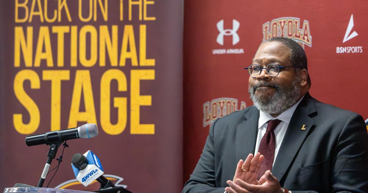 NO.loyolaannouncement.061026.1030.JPG