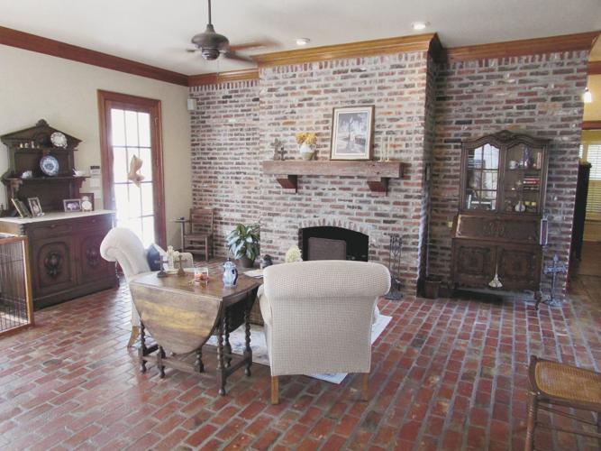 Laurel Lakes Estates Real Estate