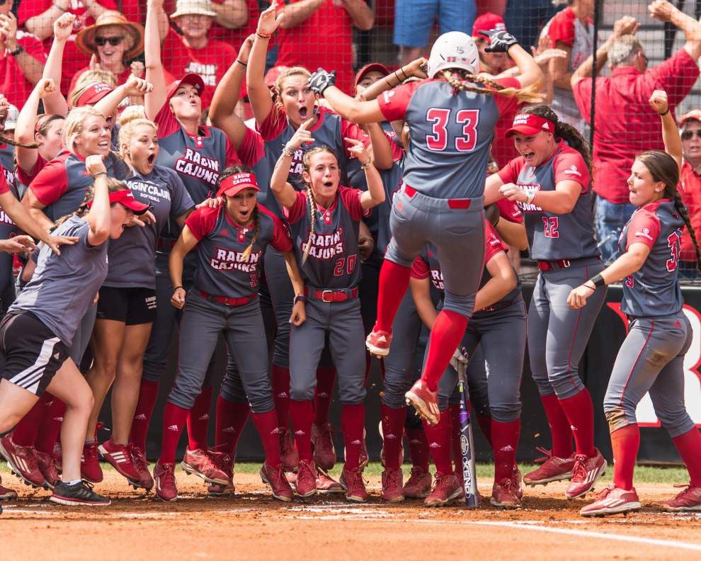 ULLafayette's Lexie Elkins named female Corbett Award winner UL