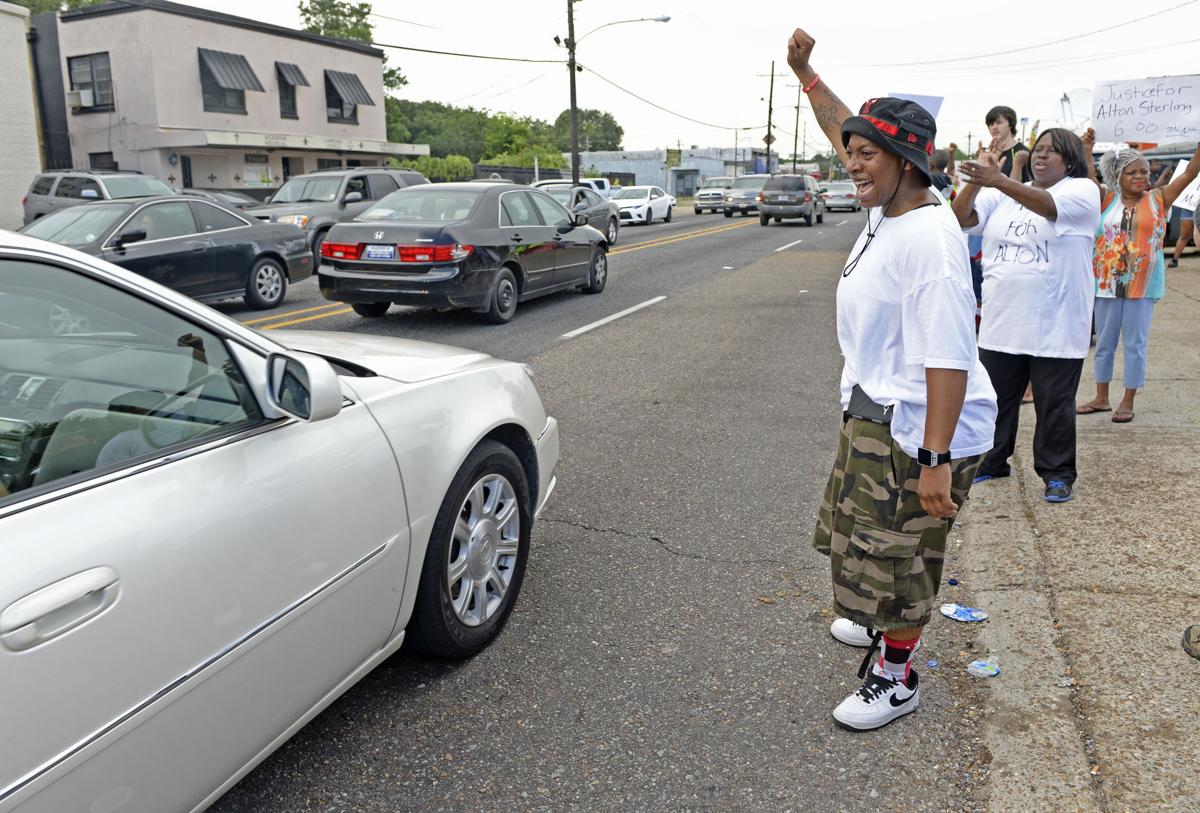 SterlingProtestContinues.070716 HS 233.JPG