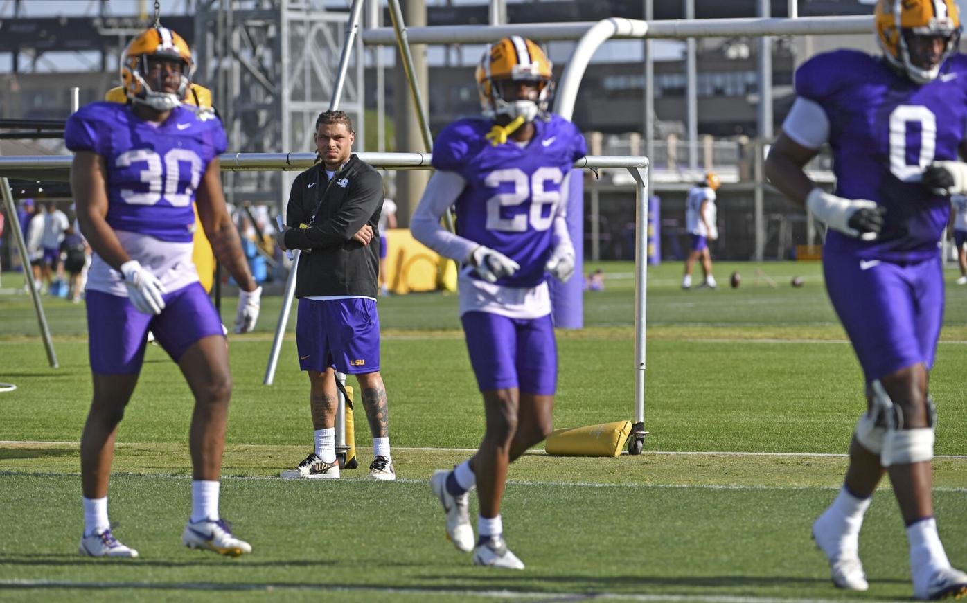 Lsu Tigers And Lady Tigers Lsu Tigers Tyrann Mathieu 7 College