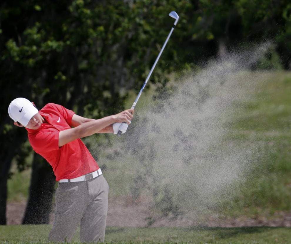 Video: Wind plays havoc on golfers at Zurich Classic on Sunday _lowres