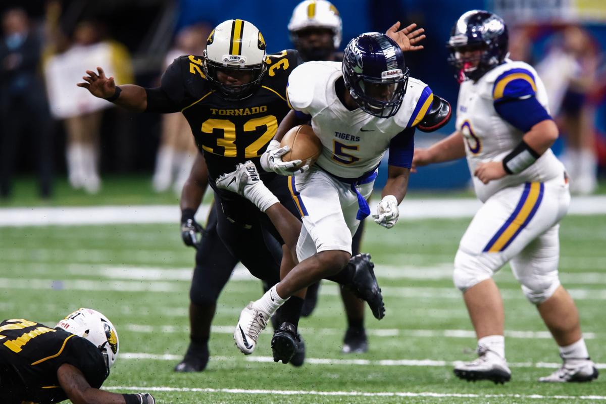 Logansport rallies from 16point deficit to start final quarter to beat